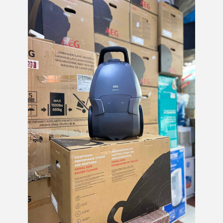 جارو برقی آاگ مدل انیمال Aeg Ab81 8000